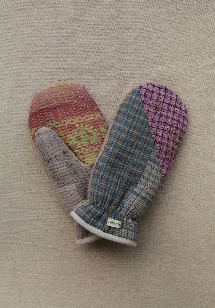 Kantha Mittens