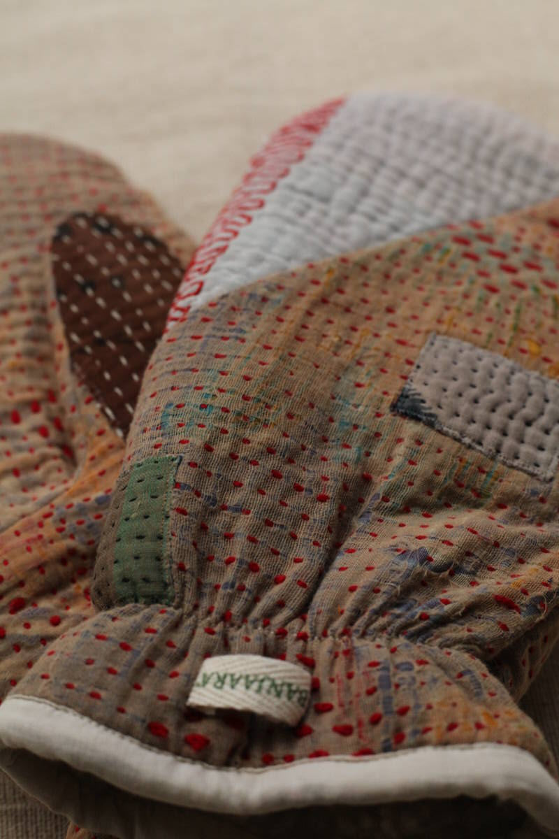 Kantha Mittens