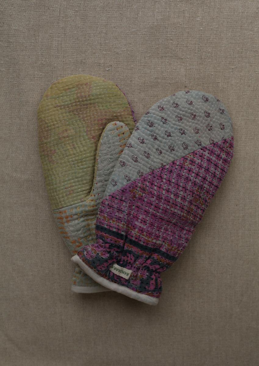Kantha Mittens