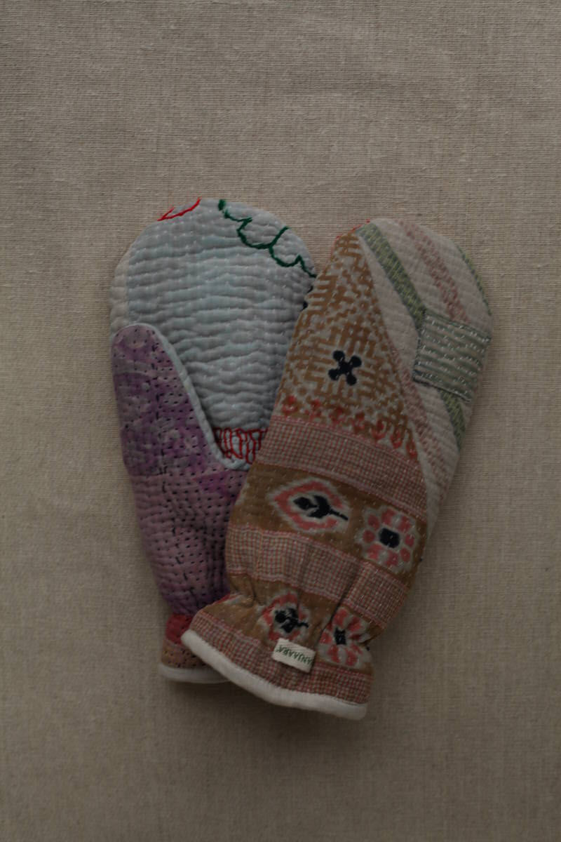 Kantha Mittens