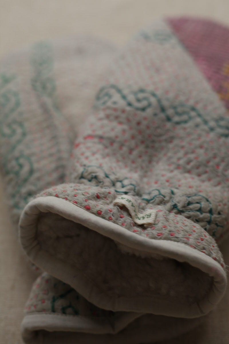 Kantha Mittens